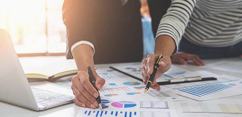 Góp vốn, mua phần vốn góp / Cổ phần trong công ty Việt Nam